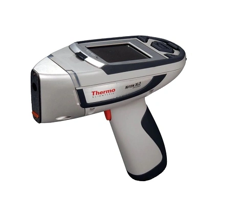 دستگاه آنالایزز فلزات XRF Analyzer